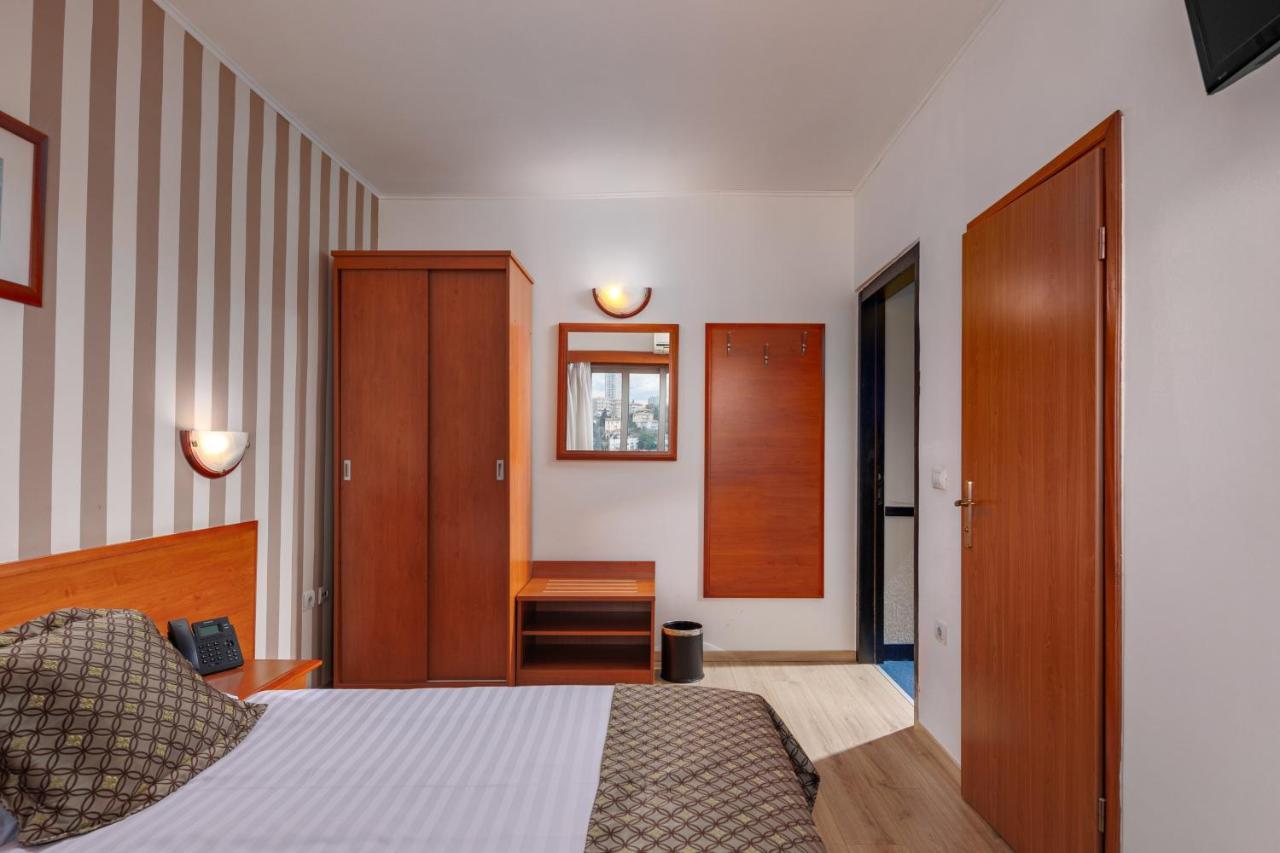 Hotel Neboder Rijeka Luaran gambar